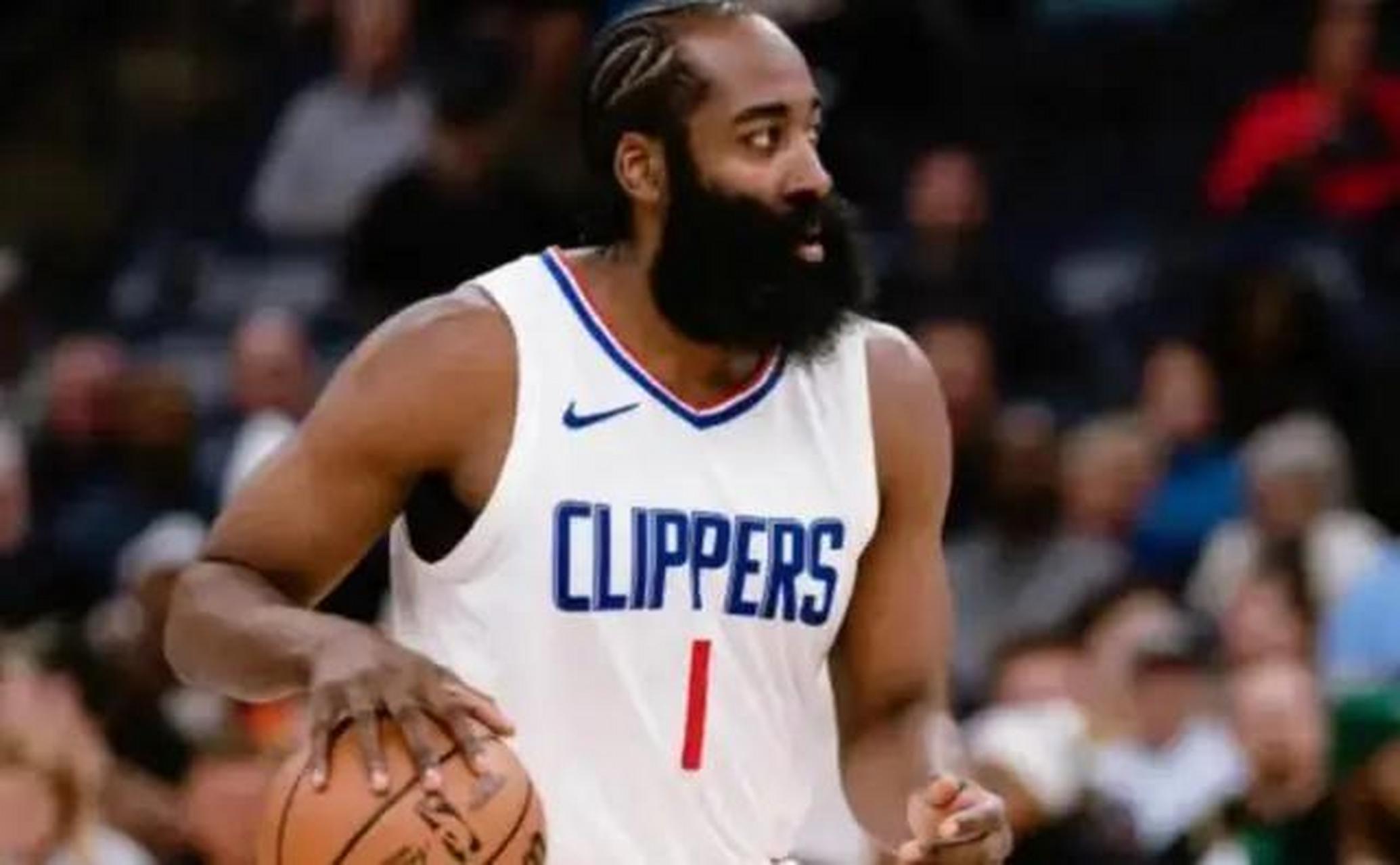 九游APP-特朗普说不派兵洛杉矶会烧成灰烬