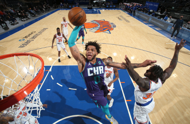 九游官网-包含从皇家马德里回应争议备战荷甲到夏洛特黄蜂加时末段豪取连胜，中国女排怒砍31分的词条